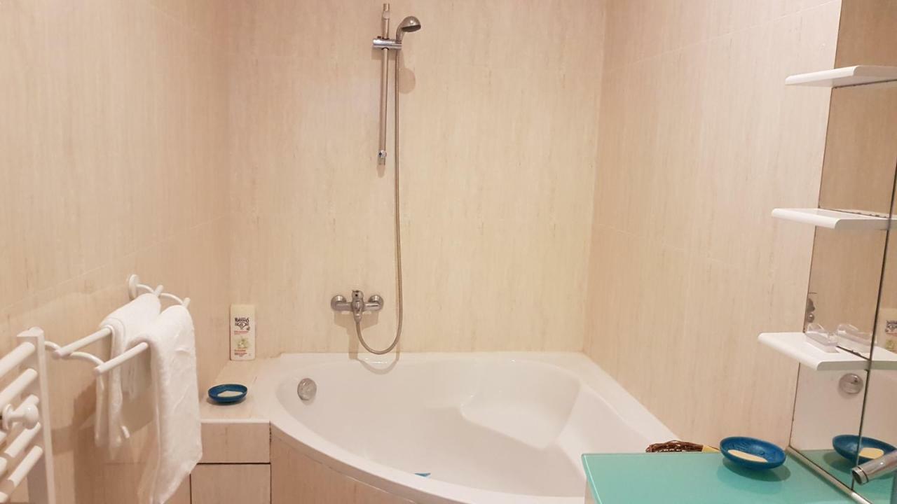 Appartement Cosy Et Lumineux Idealement Place Boulogne-sur-Mer Bagian luar foto